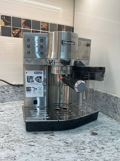 Delonghi - Automatic Cappuccino coffee machine