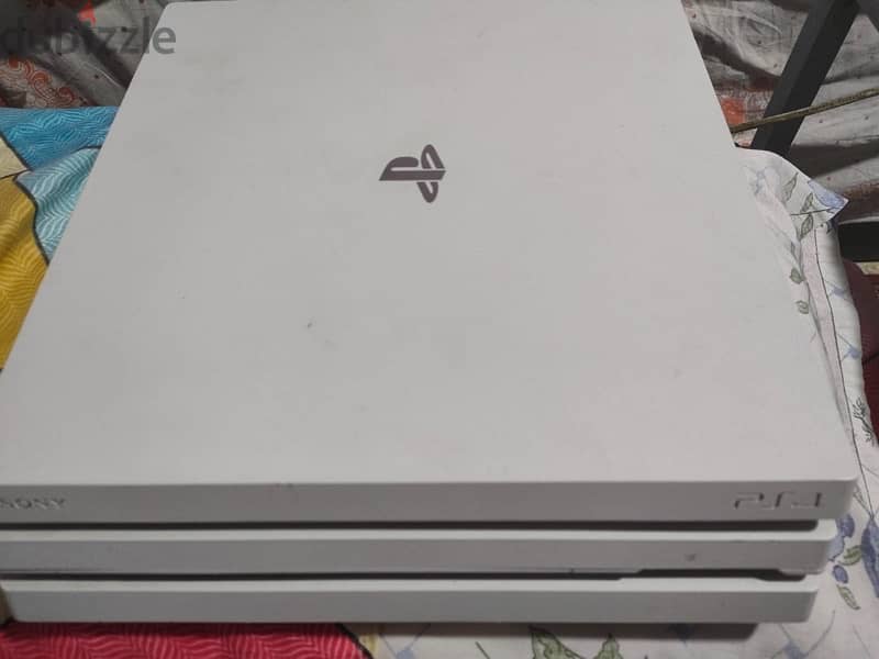 ps4 pro good condition 3