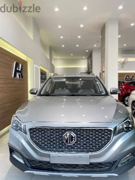 ادفع 300 الف مقدم واستلم MG zs 2024 بفائدة 16% 0