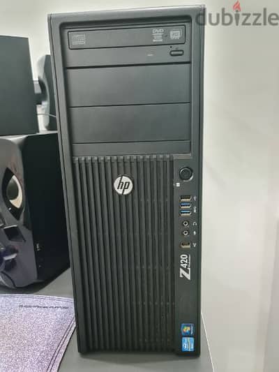 كيسة hp Z 420 وشاشة ديل ٢٤ بوصه dell 24 inch