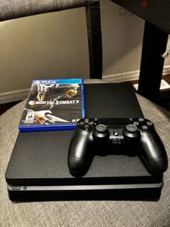 Lighty Used PS4 Slim 1TB From Canada