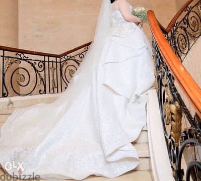 wedding dress