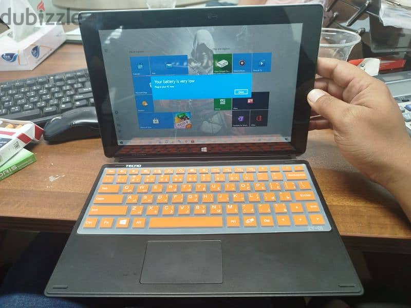 techno windows tablet with keyboard 0