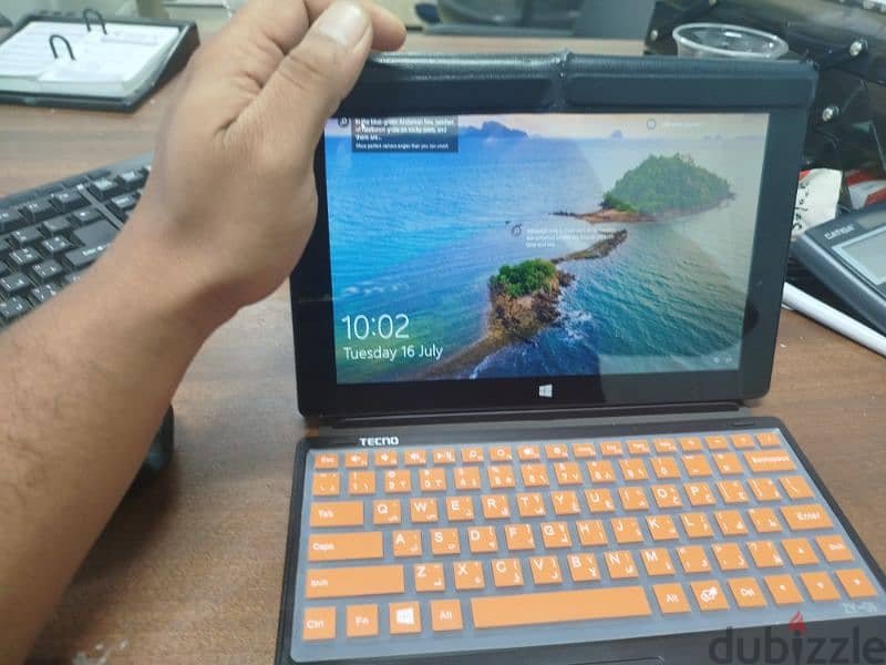 techno windows tablet with keyboard 1