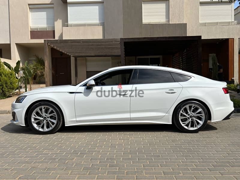 Audi A5 2023 S-line- كسر زيرو كيلو متر١،٤٠٠ فقط 2