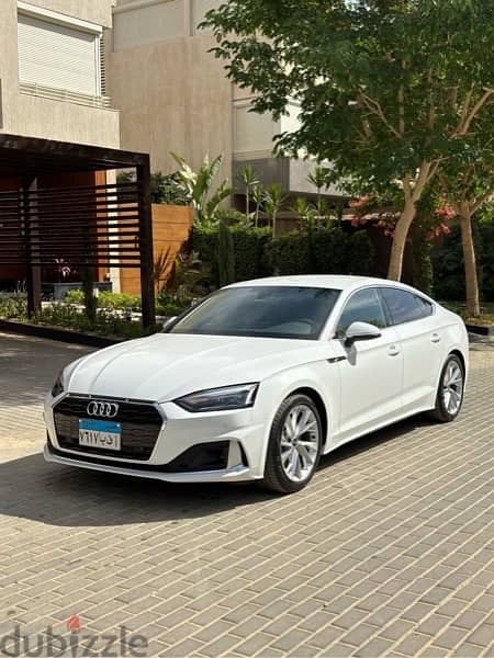 Audi A5 2023 S-line- كسر زيرو كيلو متر١،٤٠٠ فقط 9