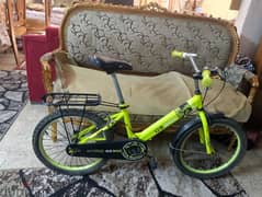 دراجه اطفال من سن7 الى سن 13 مستعمله ولكن في حاله جيده من شركه GB BIKE