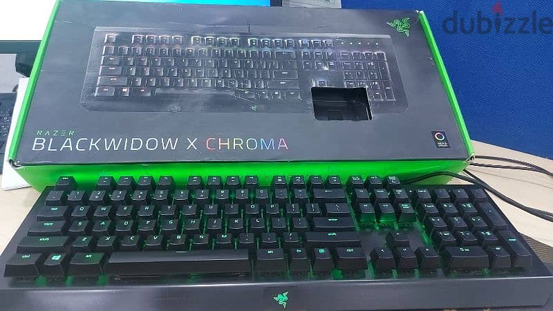 Razer Blackwidow X Chroma (من الامارات استخدام بسيط) 0