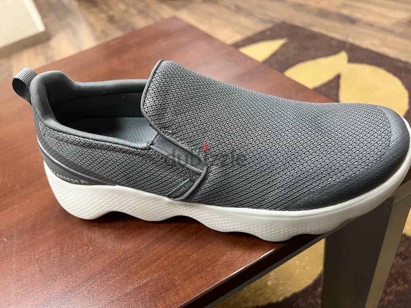 Skechers go walk massage fit size 44 EUR 10.5 US GREY 2