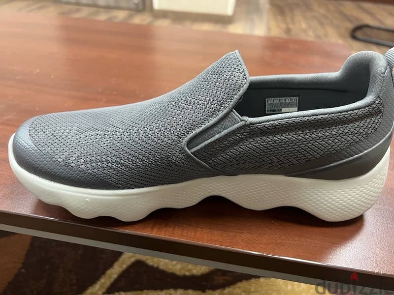 Skechers go walk massage fit size 44 EUR 10.5 US GREY 5