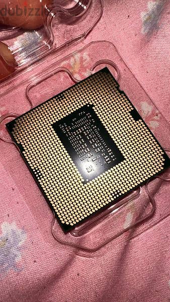 core i3 10th gen used for 1 month perfect condition with stock cooler 1