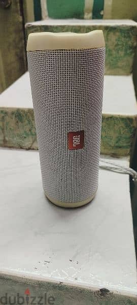 JBL Flip 4 Original Bluetooth Speaker Excellent Battery Life 0