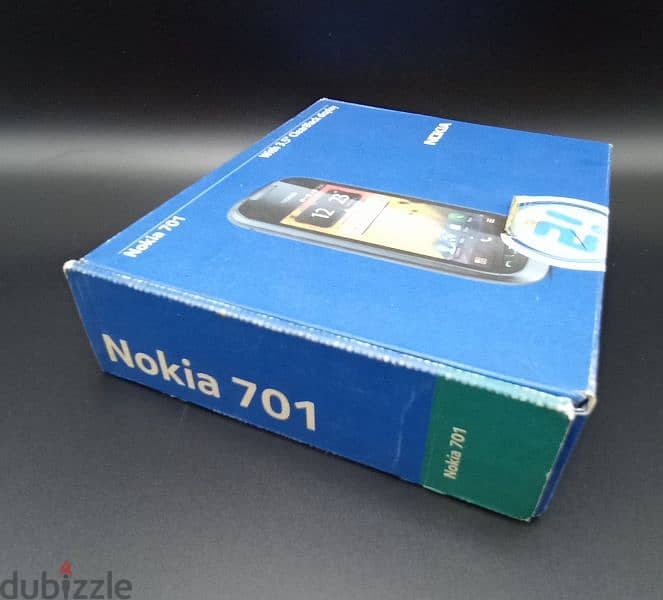 brand new original Nokia 701 black 5