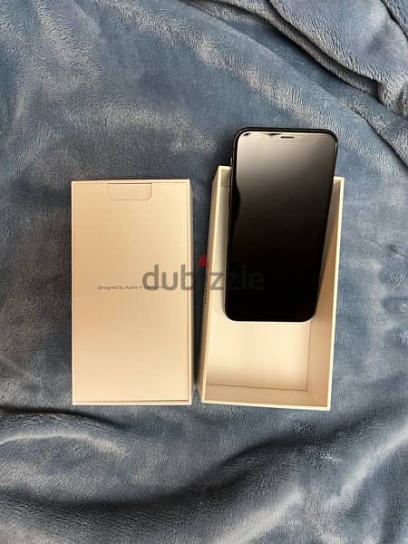 I phone X 64 GB Black 2