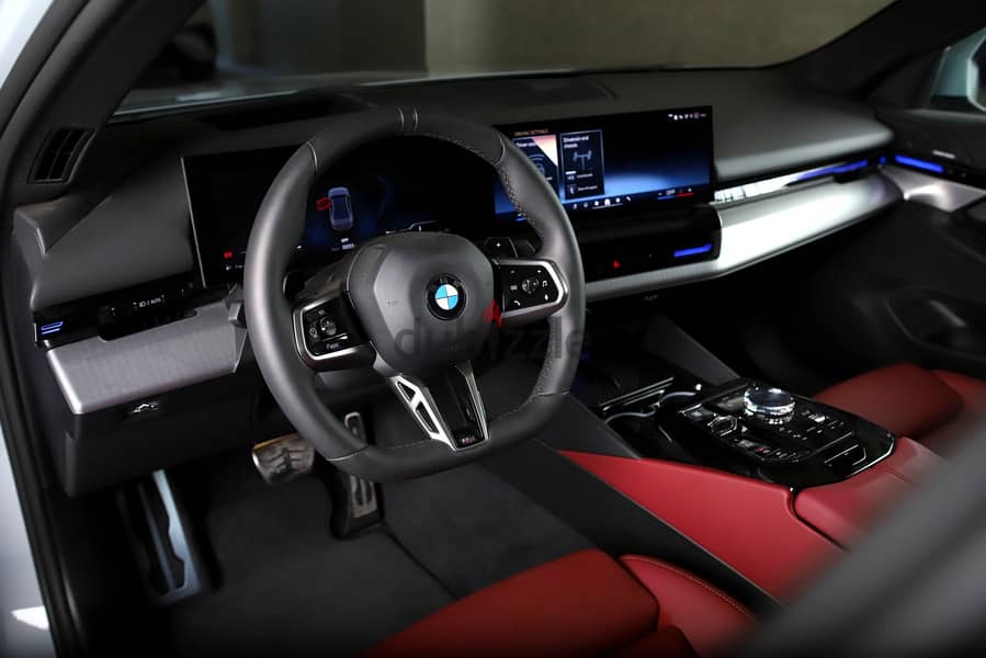 بي ام دبليو BMW 520i M Sport 11