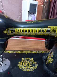 ماكينة خياطة Butterfly  للبيع