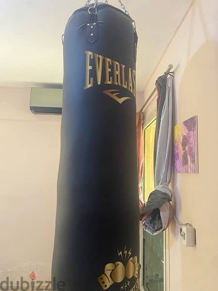 Everlast Filled with Tale Boxing Bag, Black Gold, 150cm بوكسنج باج 0