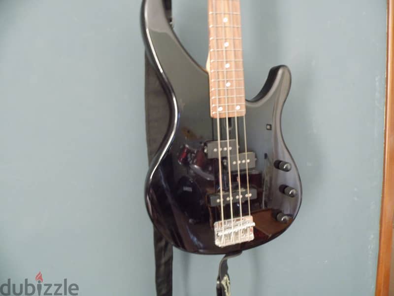 Yamaha Electronic Bass Guitar TRBX174 Perfect Condition + Case & Strap 1