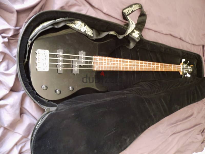 Yamaha Electronic Bass Guitar TRBX174 Perfect Condition + Case & Strap 9