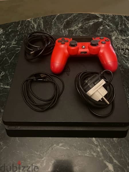 playstation 4 861.4 g. b with a very good condition 1