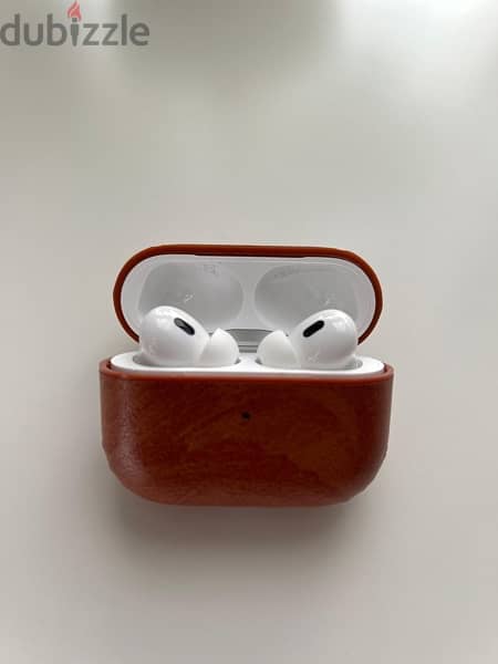 Apple AirPods Pro Gen 2 5