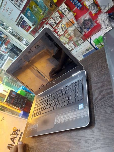 laptop hp Pavilion i7 0