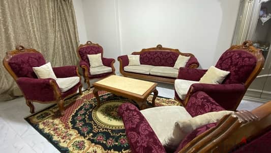 انترية صالون ٤ كراسي بدون الكنبه