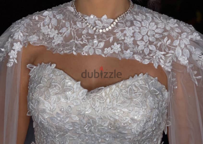 Wedding Dress Used Once-Like New/فستان زفاف أستعمل مرة كالجديد 0