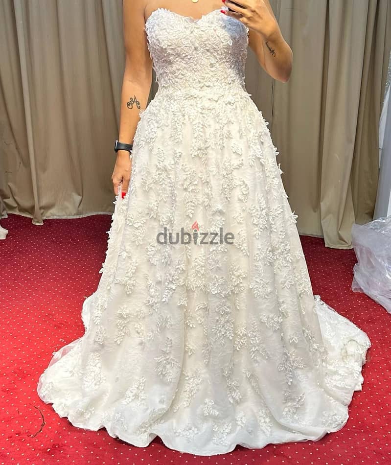 Wedding Dress Used Once-Like New/فستان زفاف أستعمل مرة كالجديد 6