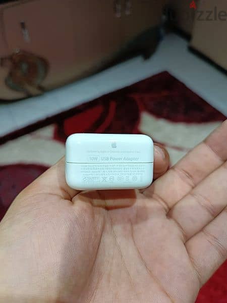 apple original Charger 10w like New 0