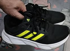 كوتشي adidas اوريجنال موديل 2022 مقاس 43