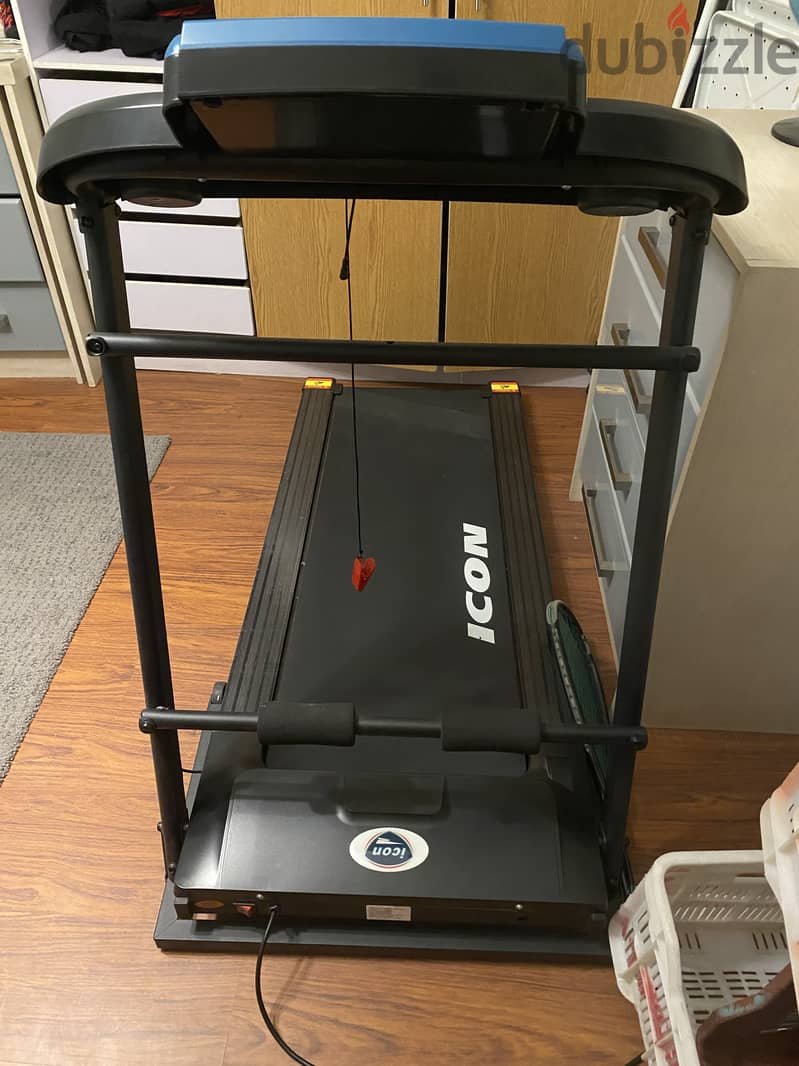 Icon Electric Treadmill 120 Kg - Black & Silver - CITRC-308 2