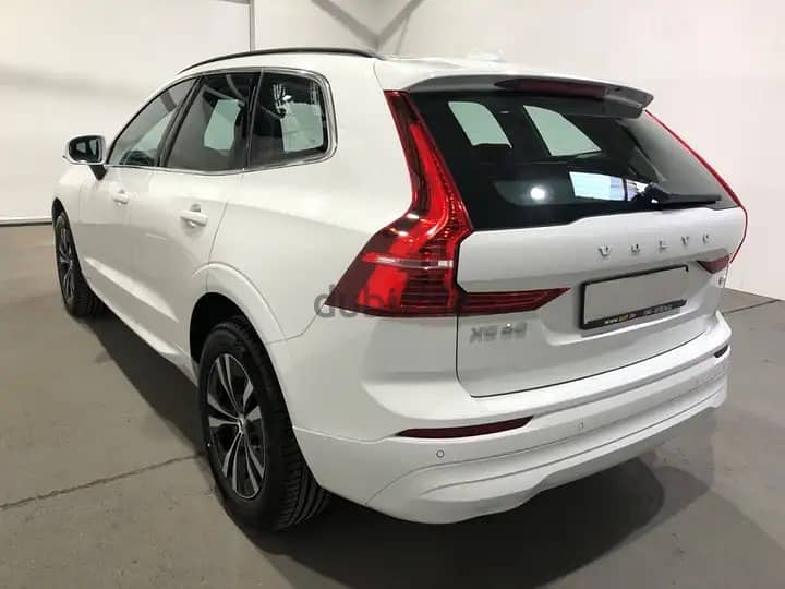 مبادره المغتربين _volvo xc60_2022 فولفو 7