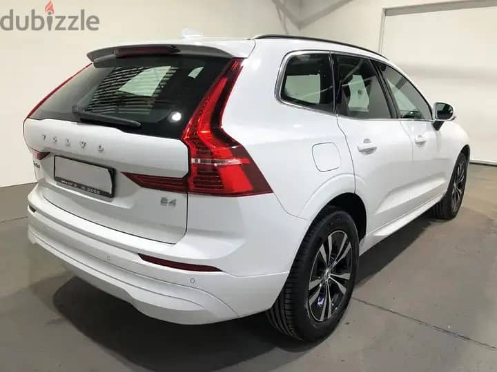 مبادره المغتربين _volvo xc60_2022 فولفو 8