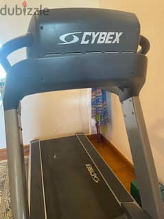 Cybex 790T Commercial Treadmill