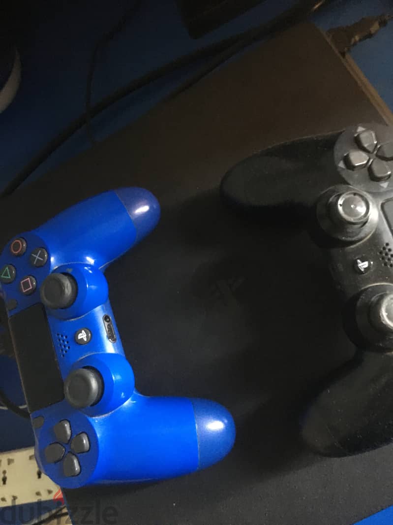 PS4 2 controller and 75+ games 0