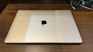 Macbook Pro 2016 i7 15 inch