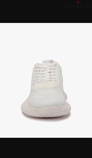 Original Steve Madden Size 44
White 3