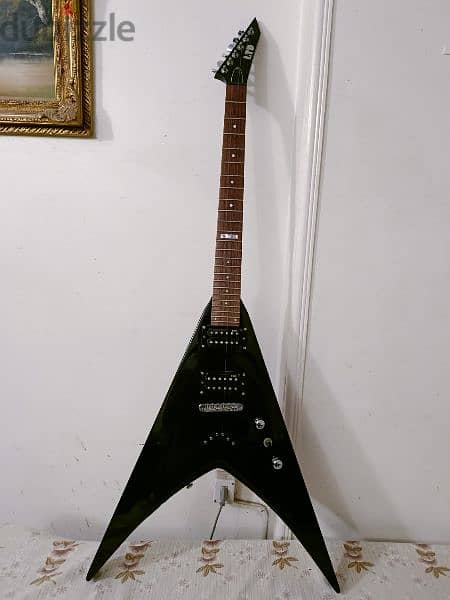 esp ltd v 50 guitar 0