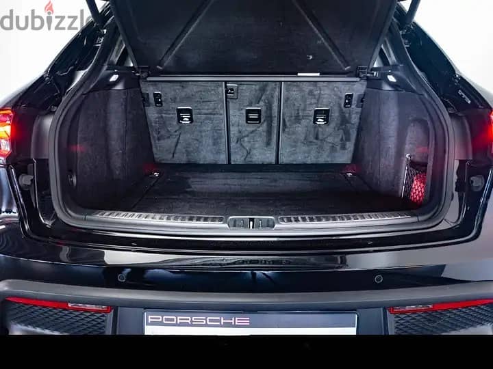 Porsche Macan بورشه ماكان 2022 11