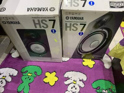 yamaha  hs7 inch