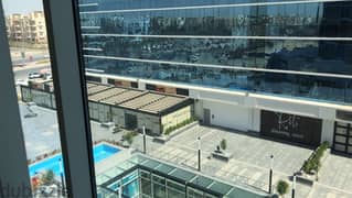 Licensed office of 55 square meters for rent, hi-lux, in an administrative mall on the northern 90th, wonderful view and parking