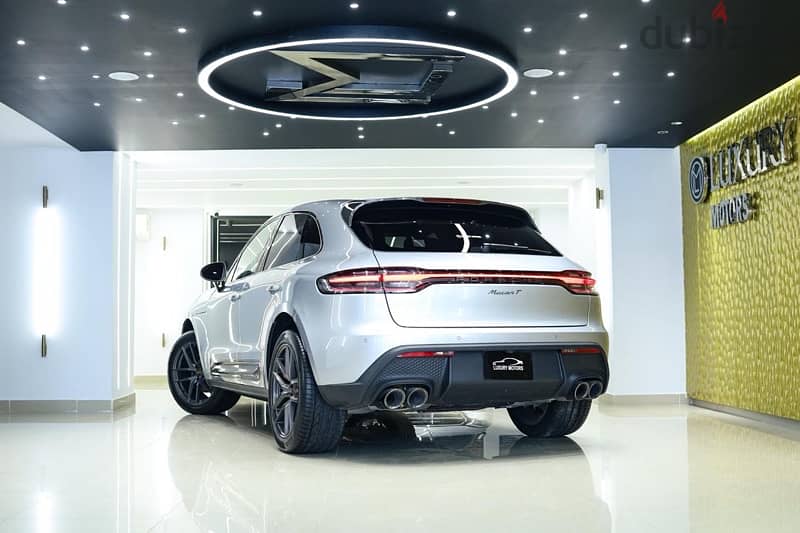 Porsche Macan T wakil 2024 3