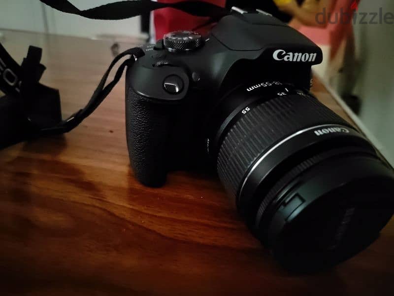 canon 2000D 3