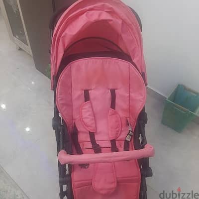 عربة اطفال ماركةpetit bebe