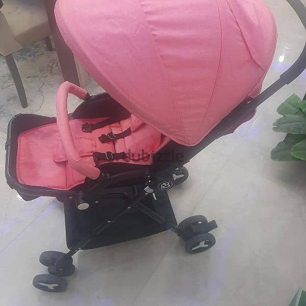 عربة اطفال ماركةpetit bebe 3