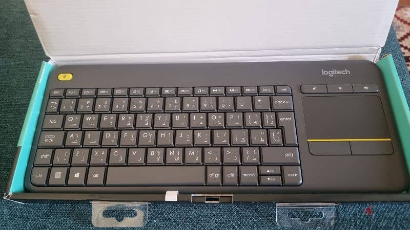 Logitech k400 keyboard arabic with touchpad 0