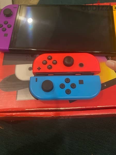 Nintendo switch Oled للبيع with dock 0