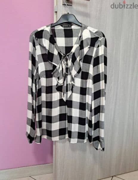 Stradivarius blouse size M 0