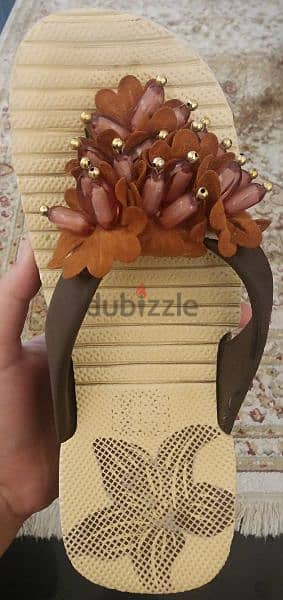 2 new slippers brown and black سليبر اسود و بني جديد 1